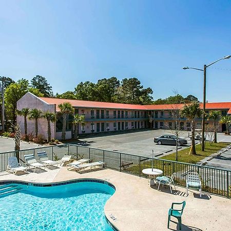 Rodeway Inn Surfside Beach Exterior photo