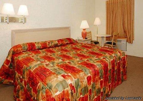 Rodeway Inn Surfside Beach Room photo